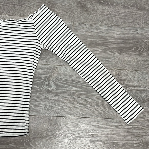 Aeropostale Long Sleeve Off The Shoulder Ribbed Knit Striped Top XL - Picture 15 of 15